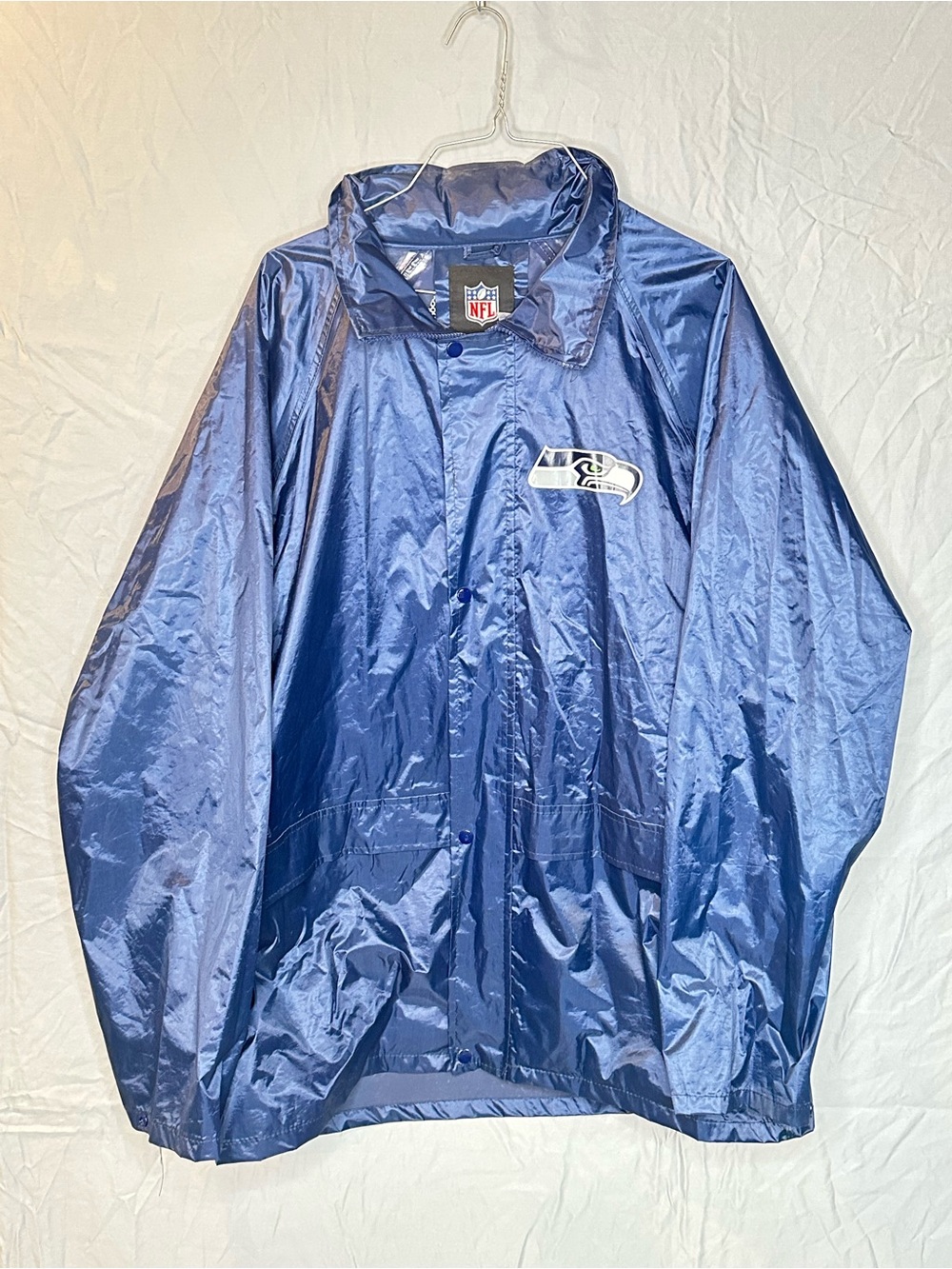 NFL Seattle Seahawks Rain Jacket Navy Blue Hooded Shell Men’s Large